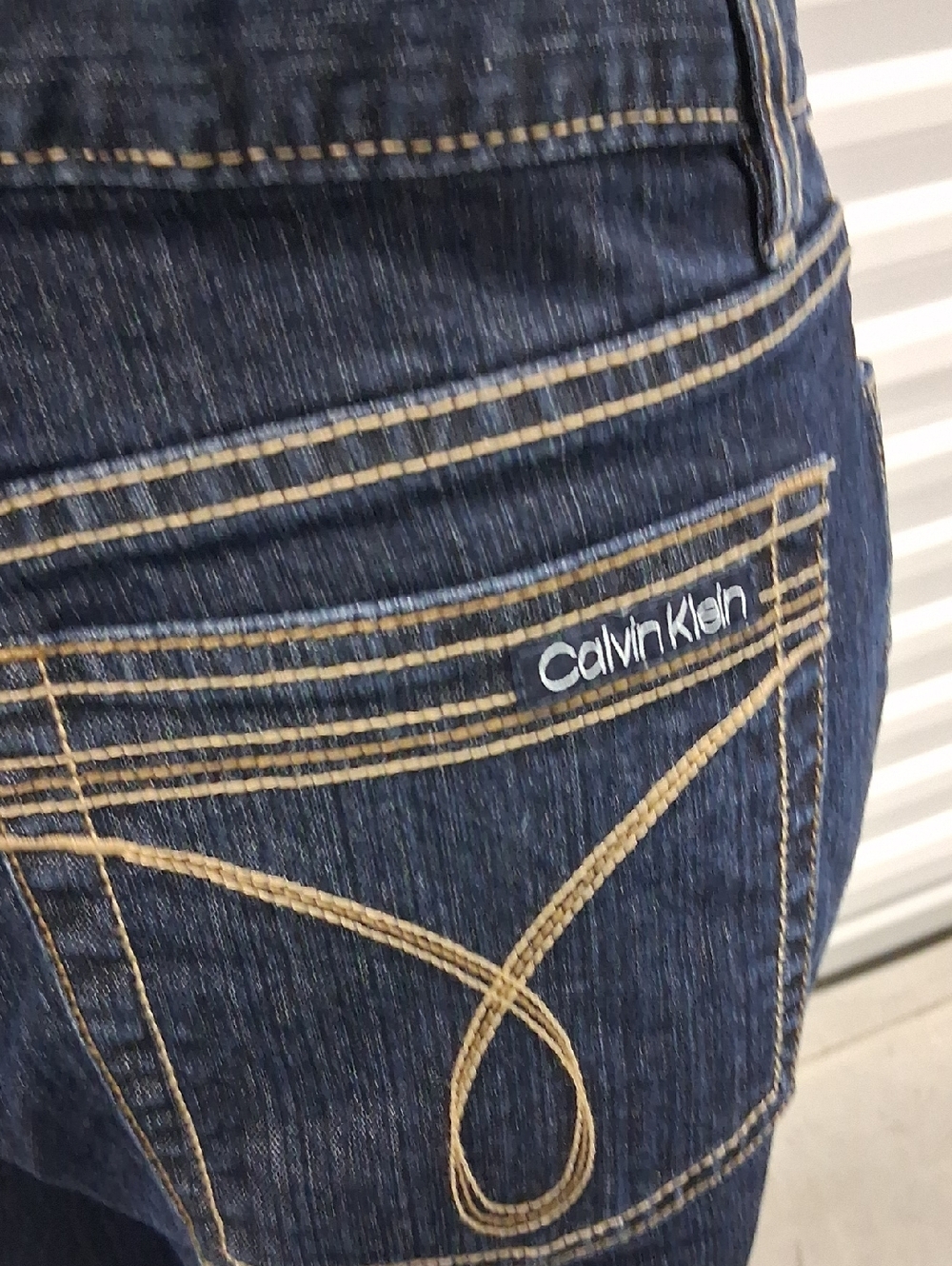 Calvin Klein Jeans - Picture 5 of 8